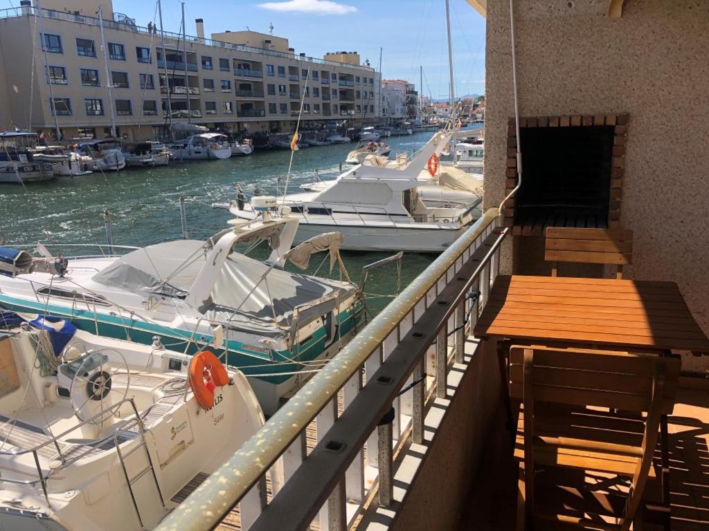 Port Ambar - Apartamento En La Marina De Empuriabrava - Balcon Con Vistas Al Canal - Playa - Wifi Екстериор снимка